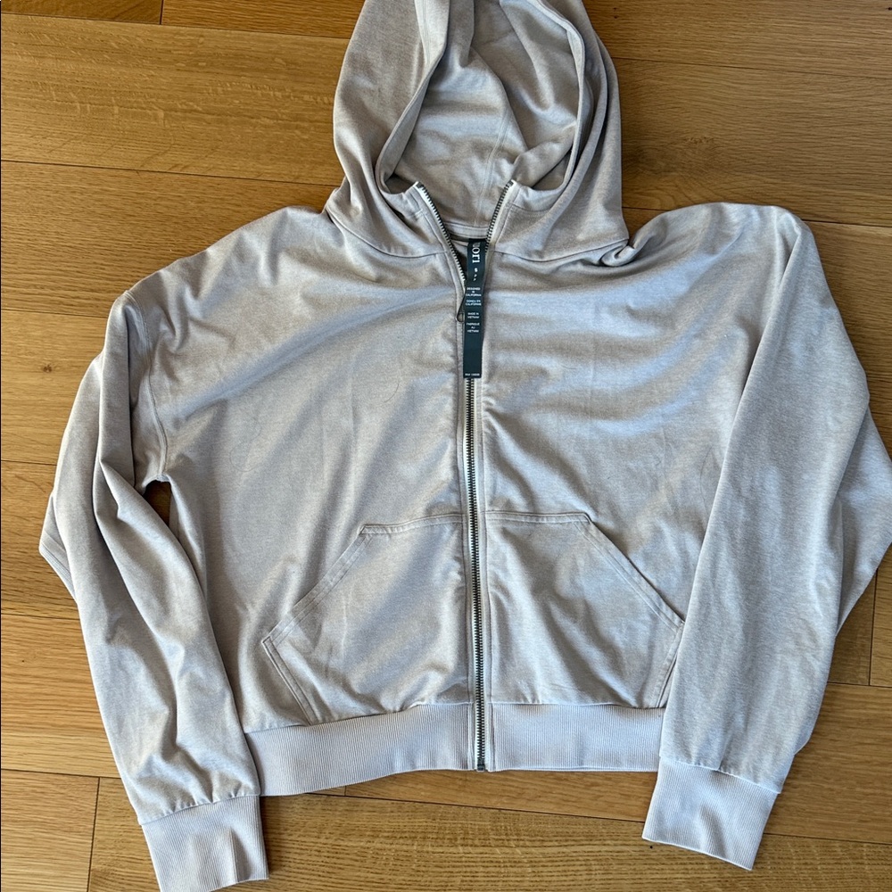 Vuori Halo Modern Full Zip Hoodie Ecru small